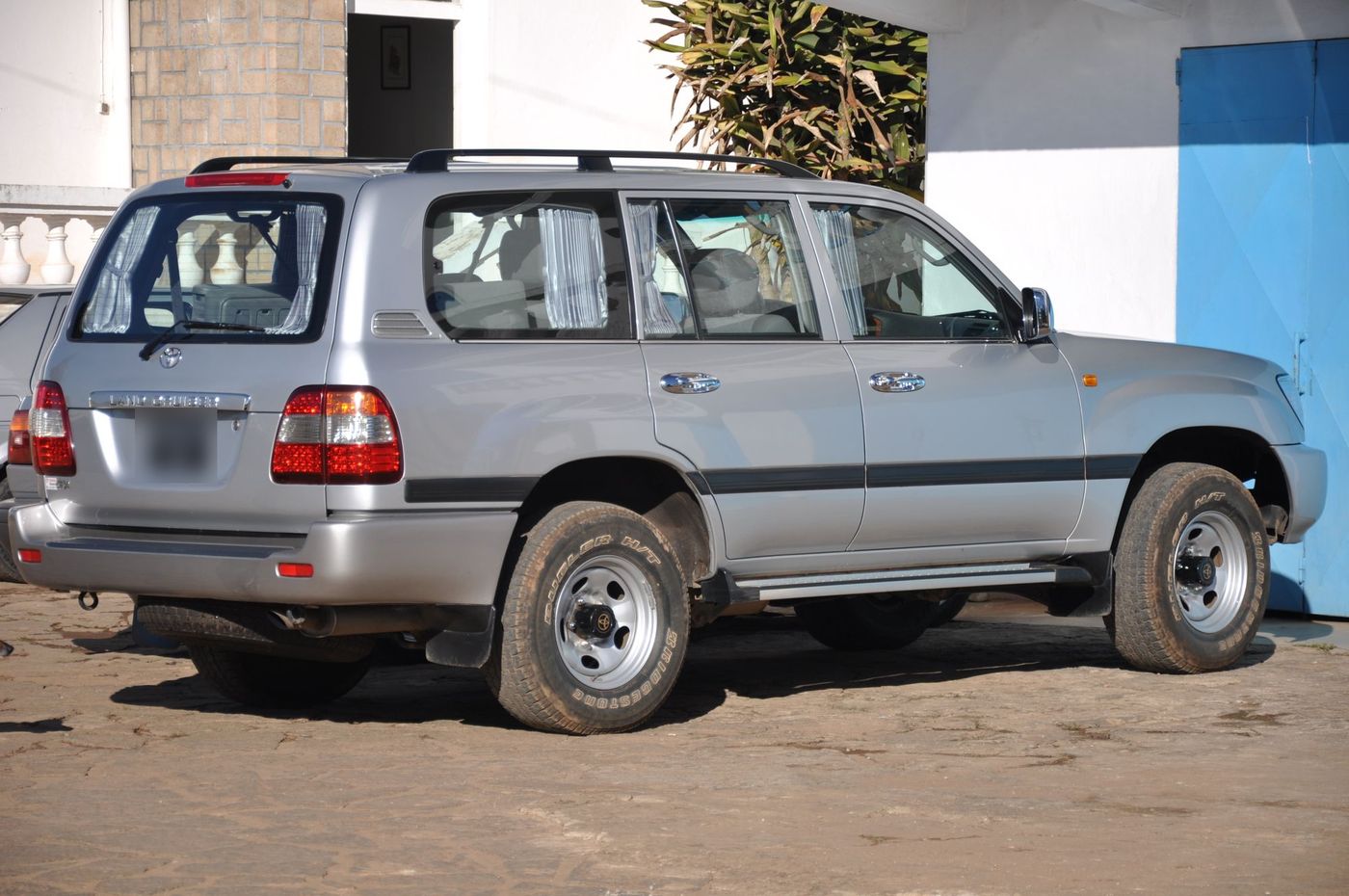 4x4 garé à Antananarivo