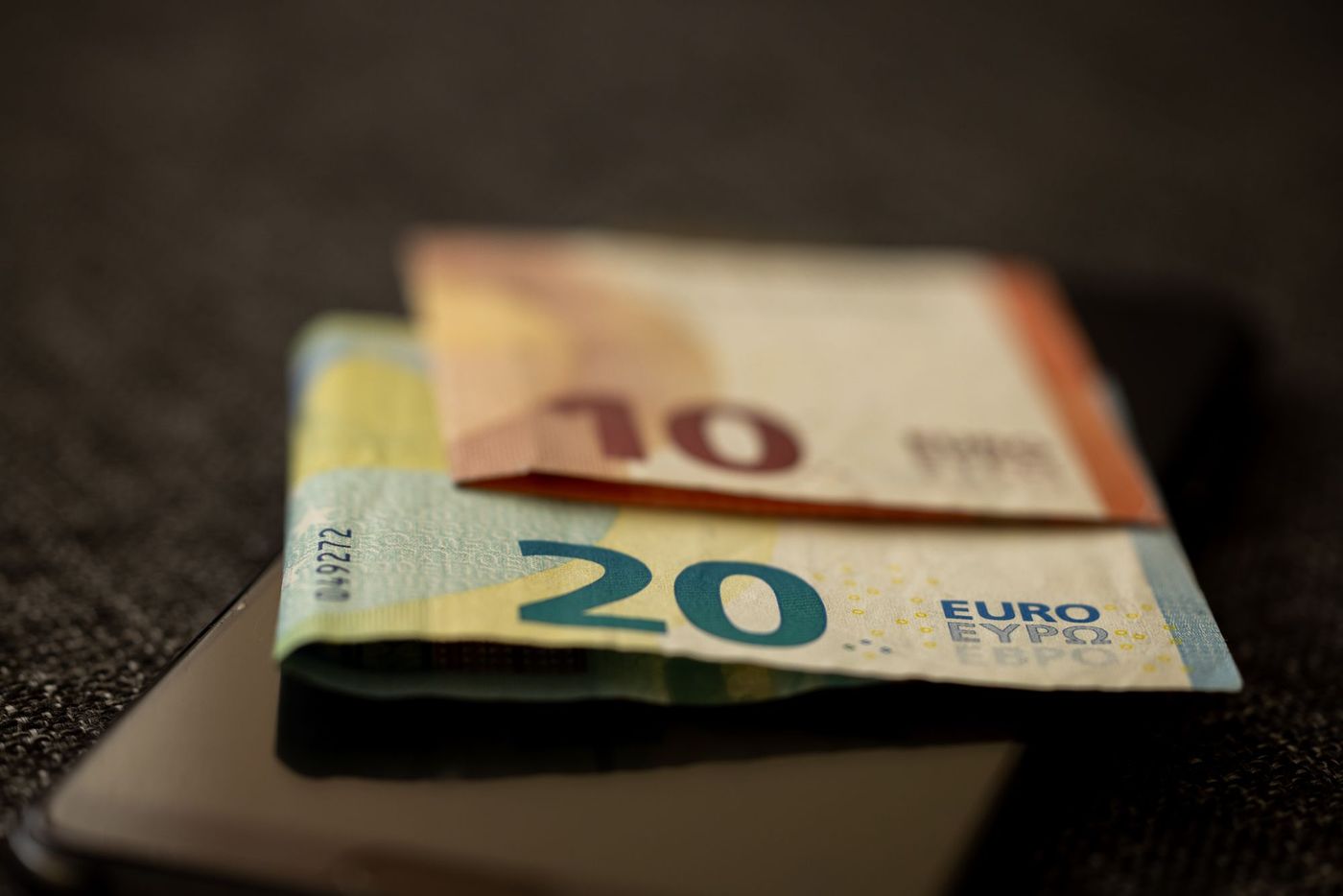 Billets de 10 et 20 euros